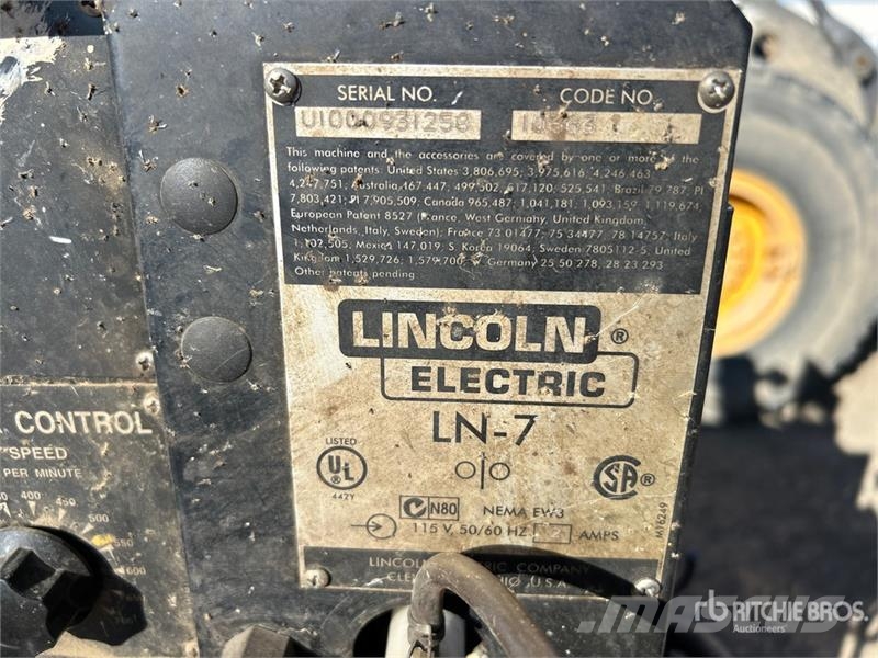 Lincoln CV300 300 A MIG Electric Welder Зварювальні апарати