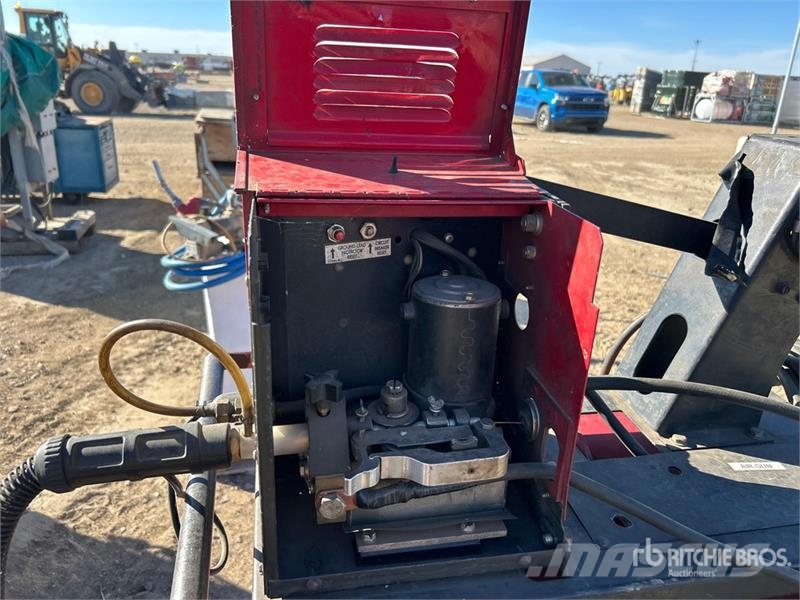 Lincoln CV300 300 A MIG Electric Welder Зварювальні апарати