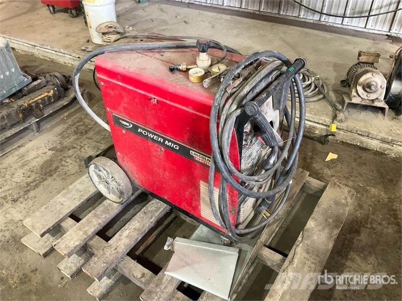 Lincoln Electric Electric 225 A MIG Electric Welder Soldadoras