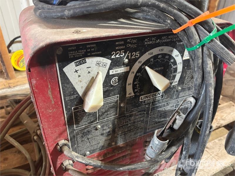 Lincoln Electric Electric 225 A Stick Electric Welder Soldadoras