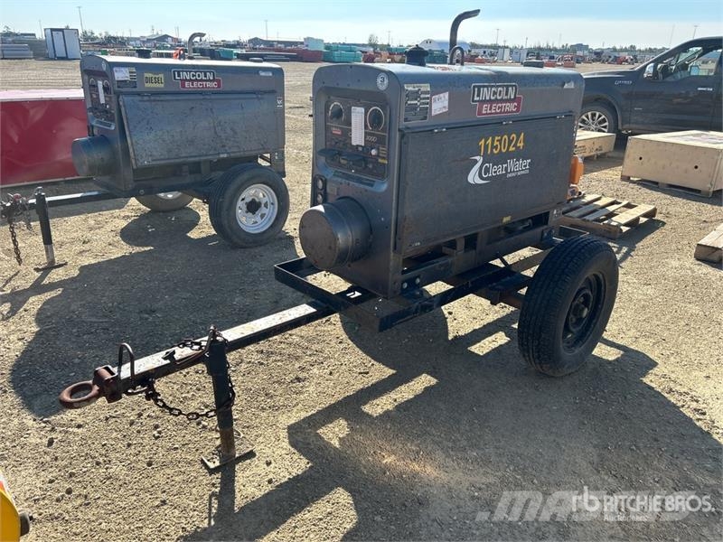 Lincoln Electric Electric 300 A Mobile Multi-Process Engin Soldadoras
