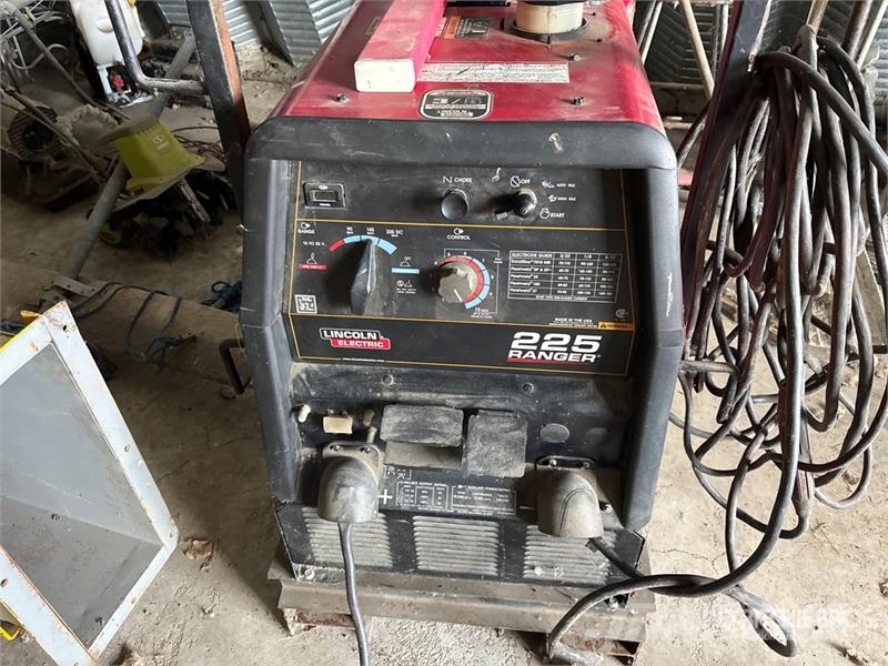 Lincoln Electric Electric Ranger 225 225 A Skid-Mounted Mu Soldadoras