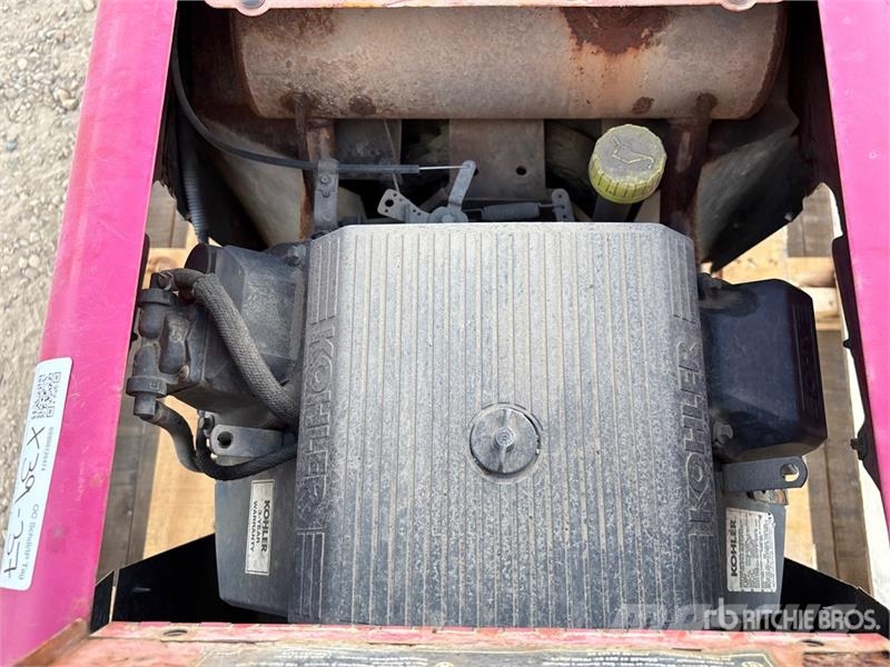 Lincoln Electric Electric 305G Ranger 300 A Engine Driven Poste à souder