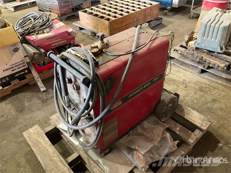 Lincoln Electric Electric 225 A MIG Electric Welder Soldadoras