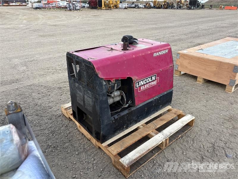 Lincoln Electric Electric 305G Ranger 300 A Engine Driven Poste à souder