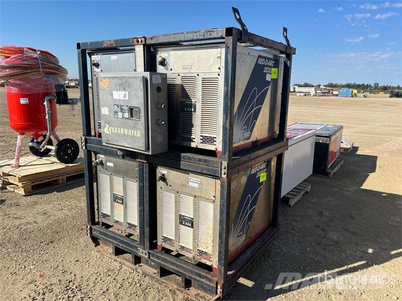 Lincoln Electric Electric DC-600 Multi-Operator Welder Soldadoras