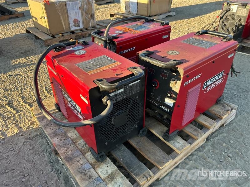 Lincoln Electric of (3) Lincoln Electric Flextex 450 Elect Máquinas de soldar