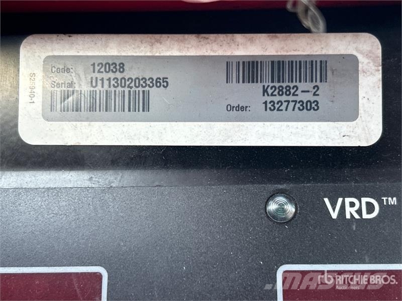 Lincoln Electric of (3) Lincoln Electric Flextex 450 Elect Máquinas de soldar