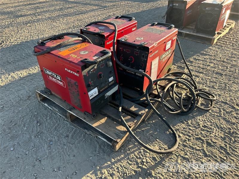 Lincoln Electric of (3) Lincoln Electric Flextex 450 Elect Заваряващи машини