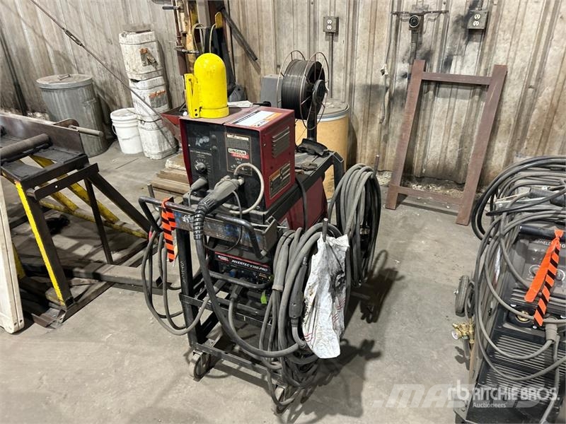 Lincoln Invertec V350-PRO Heggesztő berendezések