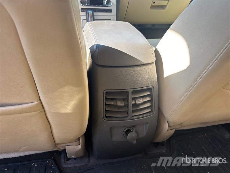 Lincoln MKX 汽车