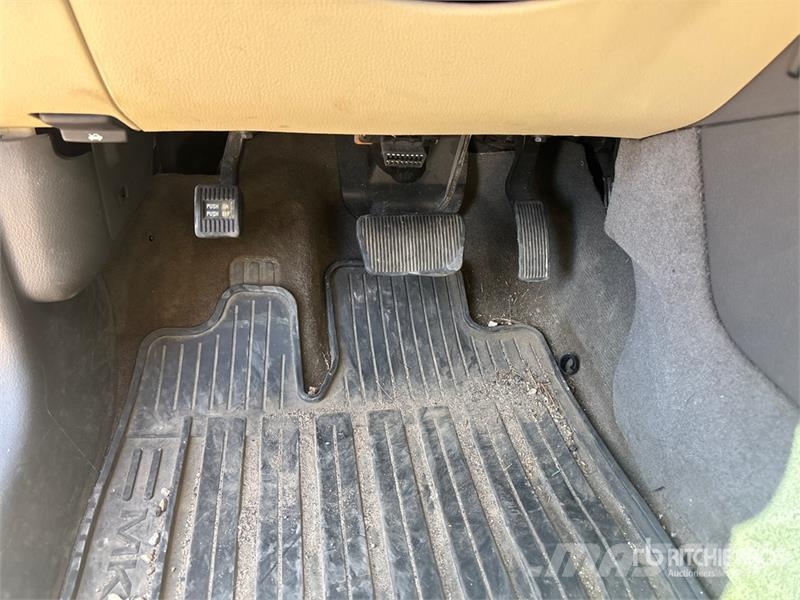 Lincoln MKX 汽车