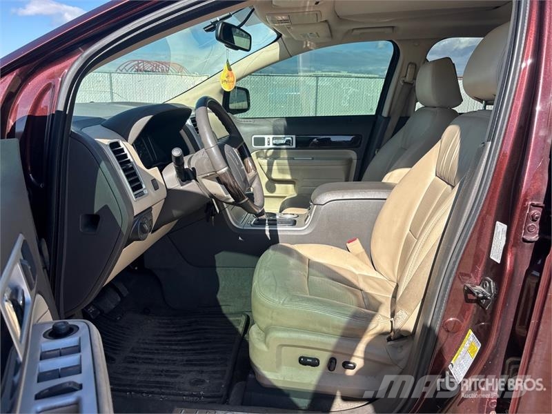 Lincoln MKX 汽车