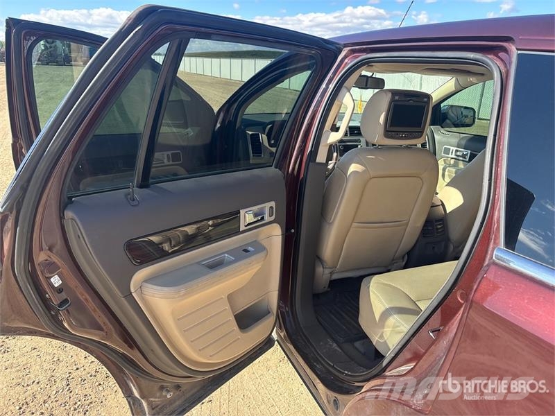 Lincoln MKX 汽车