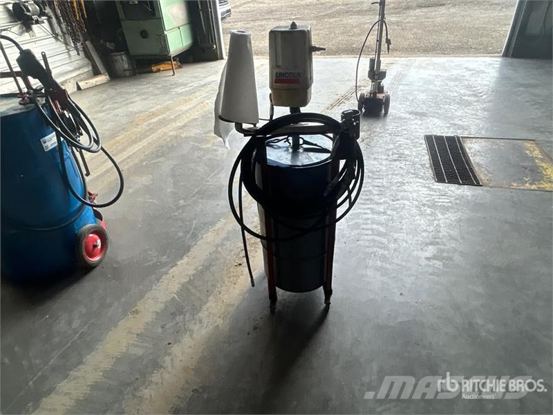 Lincoln Portable Oil Dispensing System مكونات أخرى