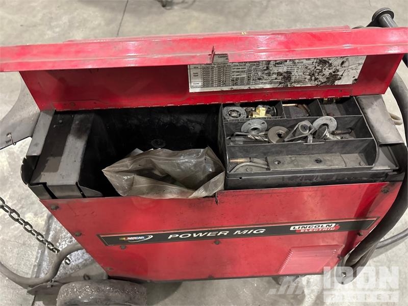 Lincoln Power Mig 215 Mobile MIG Electric Welder Заваряващи машини