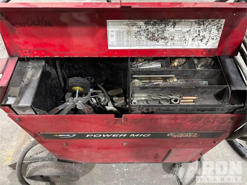 Lincoln Power Mig 215 Mobile MIG Electric Welder Заваряващи машини
