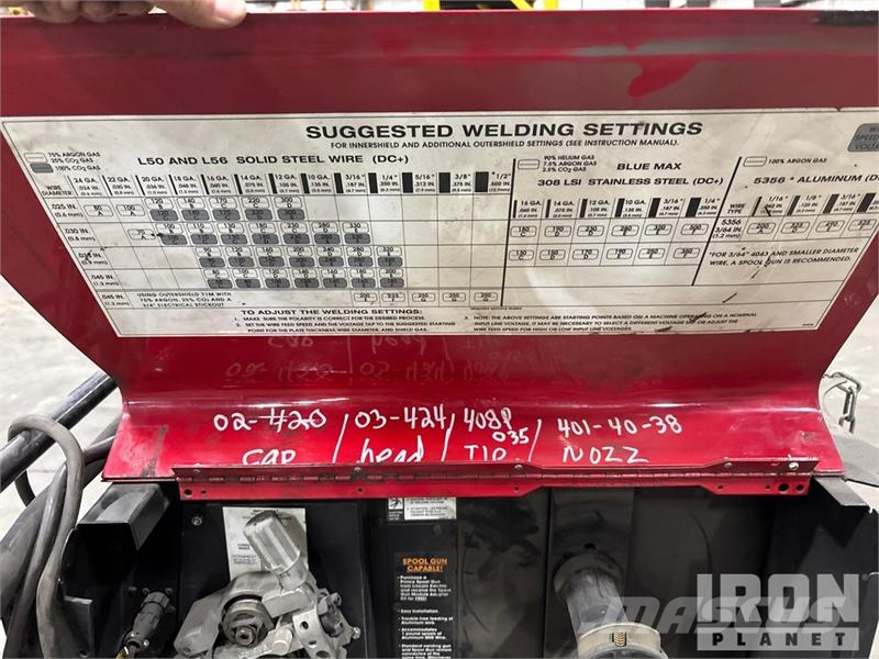 Lincoln Power Mig 215 Mobile MIG Electric Welder Заваряващи машини