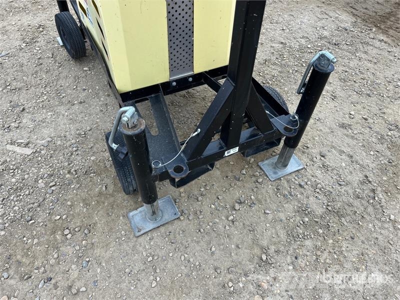 Lind Electric LED Light Tower Освітлювальні вежі