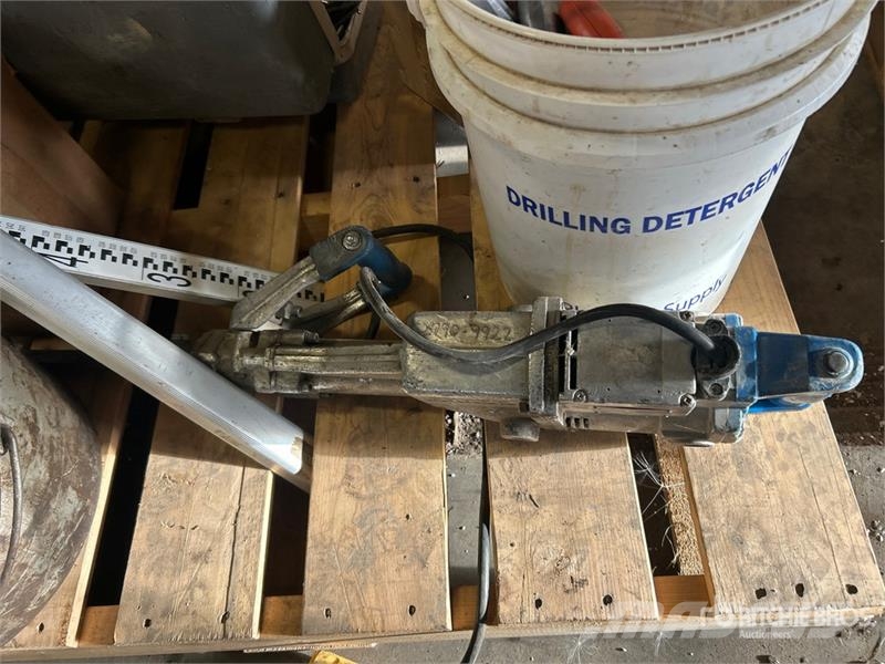  Line Tracer, Telescopic Measuring Staff & Jack Ham Drugi deli