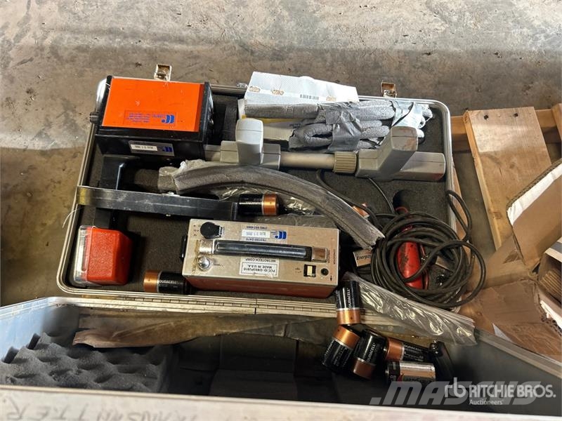  Line Tracer, Telescopic Measuring Staff & Jack Ham Drugi deli
