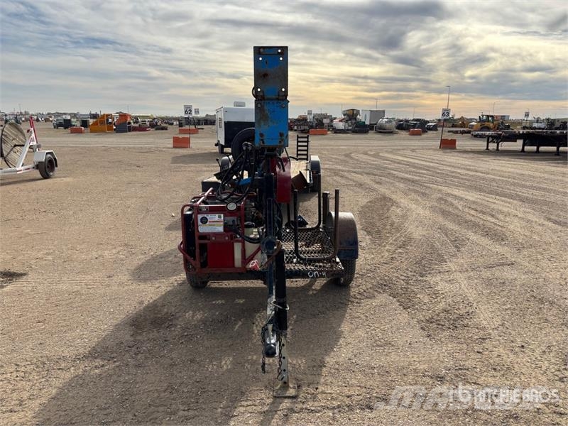  Little Beaver LS300 S/A Water Well Drill Andre hengere