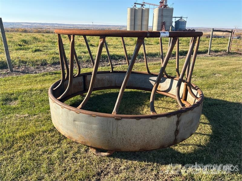 Livestock Feeder (Unused) Кормушки для животных