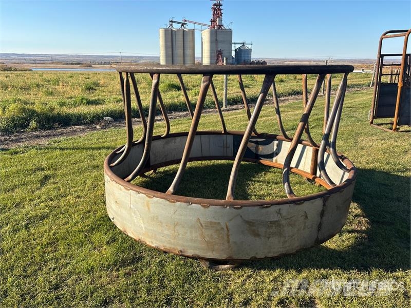Livestock Feeder (Unused) Кормушки для животных