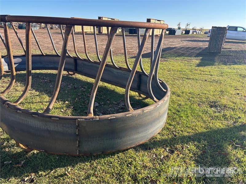 Livestock Feeder (Unused) Кормушки для животных