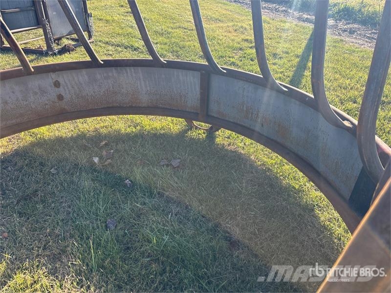 Livestock Feeder (Unused) Кормушки для животных