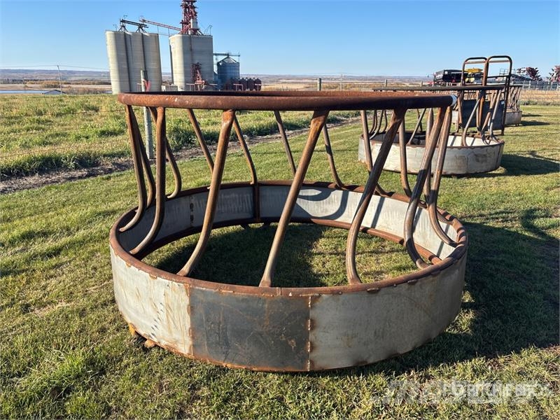Livestock Feeder (Unused) Кормушки для животных