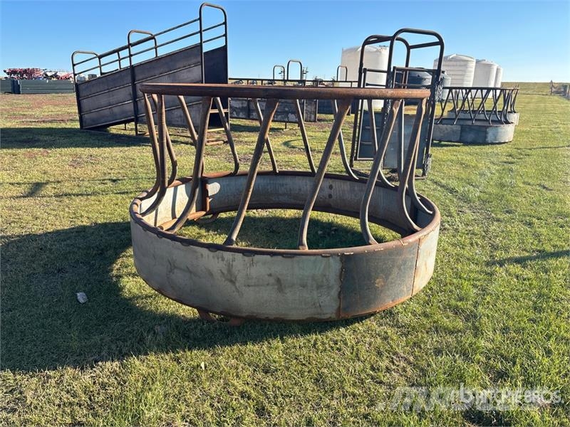 Livestock Feeder (Unused) Кормушки для животных