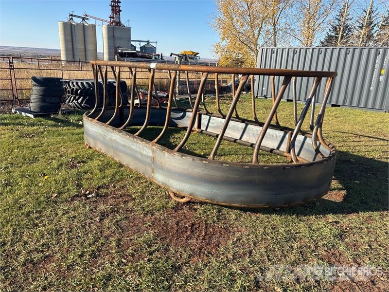 Livestock Feeder (Unused) Кормушки для животных
