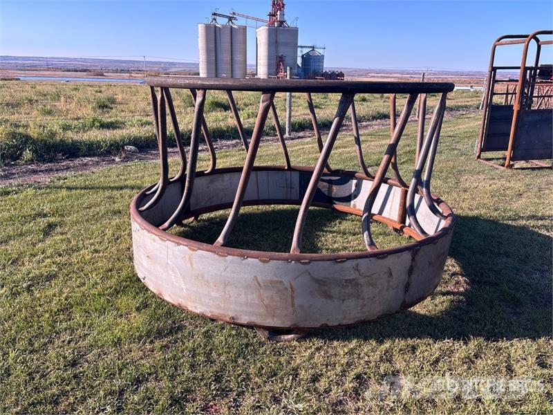 Livestock Feeder (Unused) Кормушки для животных