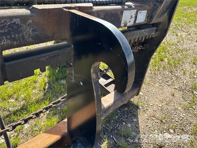 LMAC Design 48 in Pipe Grapple - Fits Cat IT28G Andre komponenter