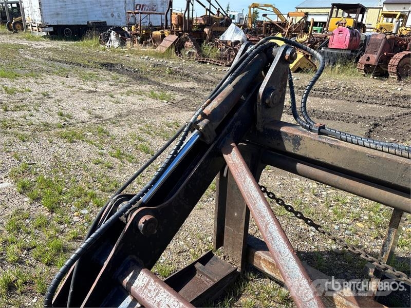 LMAC Design 48 in Pipe Grapple - Fits Cat IT28G Andre komponenter