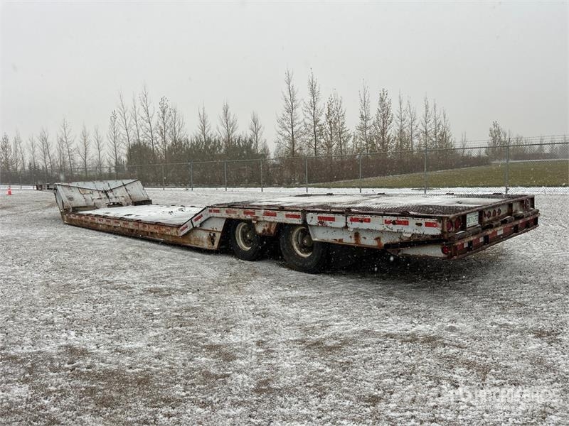 Load King 48 ft T/A Equipment Trailer Нискотоварачи