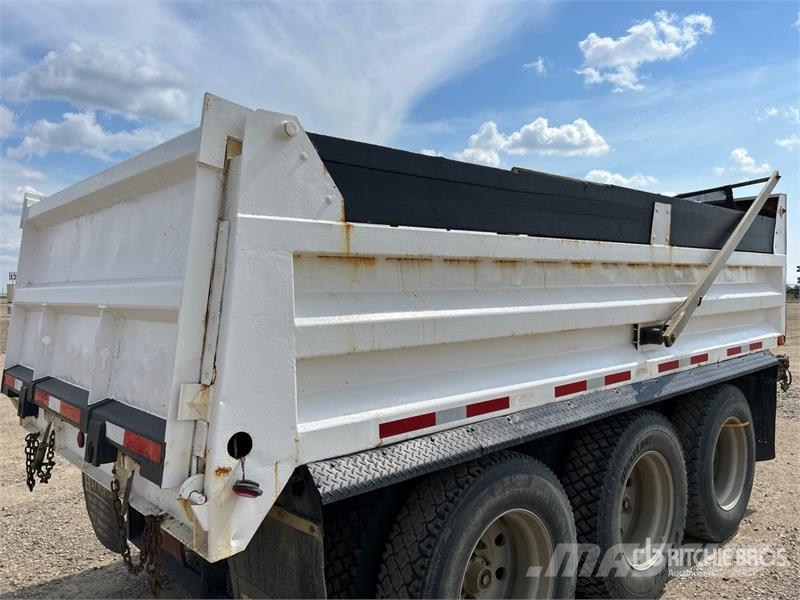 Load Line Line 17 ft Tri/A Pup Dump Trailer Bañera