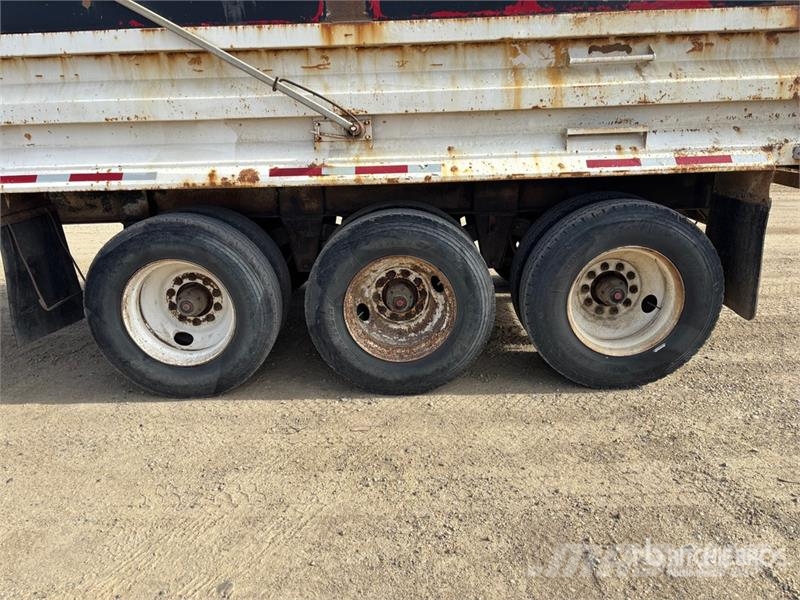  Load Line Line GRPP17 17 ft Tri/A Pup Dump Trailer مقطورات قلابة