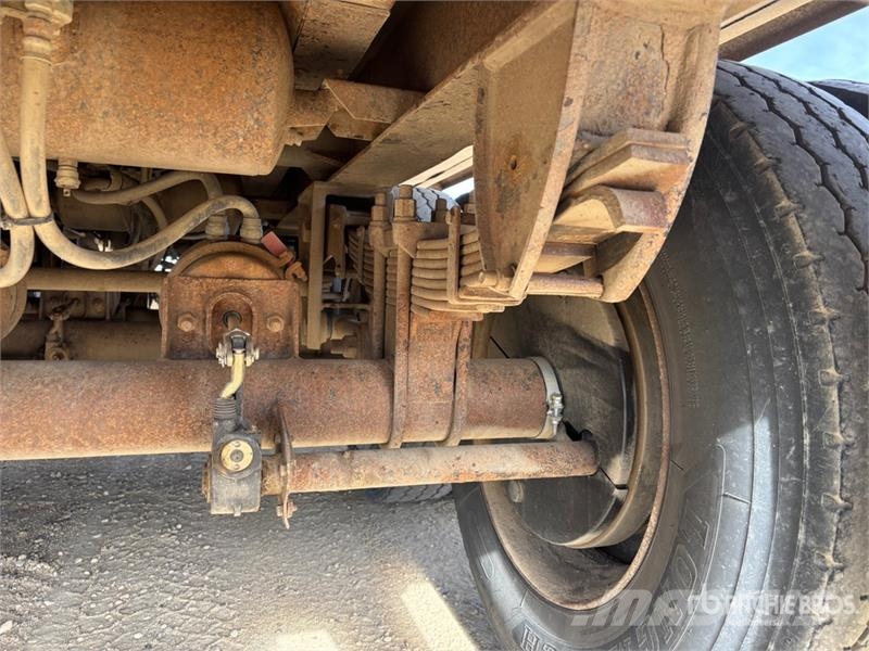  Load Line Line GRPP17 17 ft Tri/A Pup Dump Trailer مقطورات قلابة