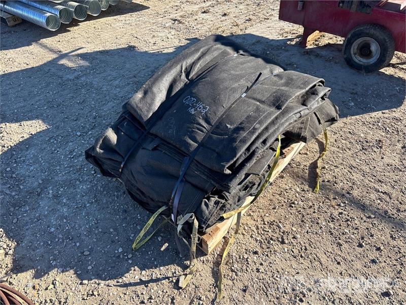  Load Tarps معدات النقل - غير ذلك