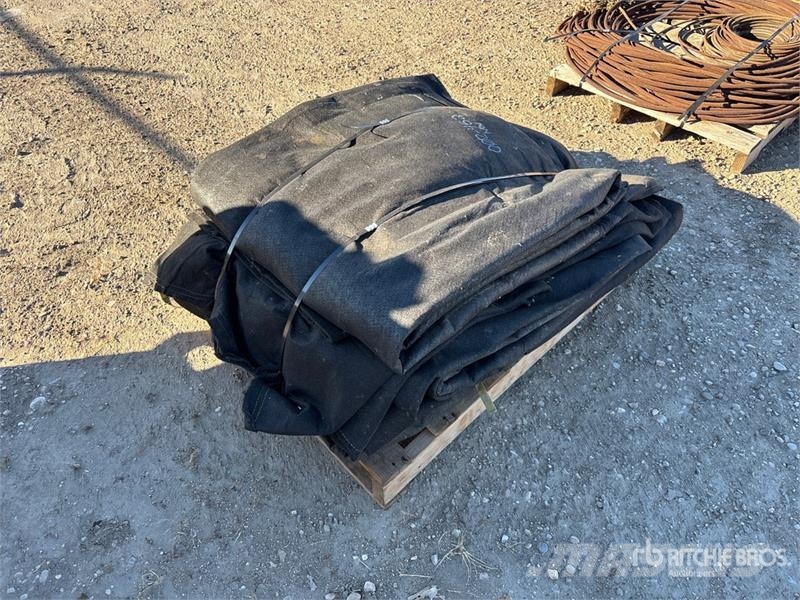  Load Tarps معدات النقل - غير ذلك