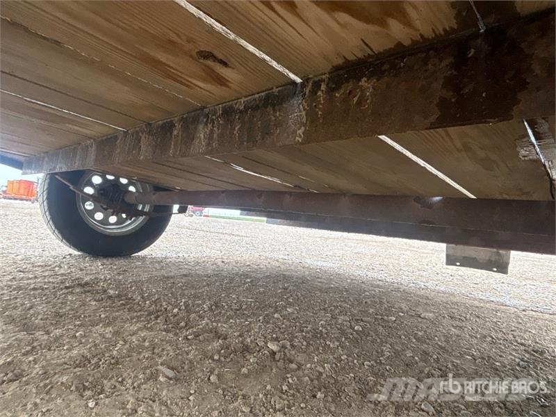 Load Trail 10 ft S/A Equipment Trailer Rimorchio per il trasporto di veicoli