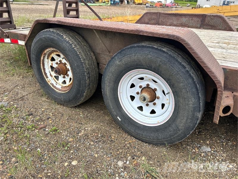 Load Trail 18 ft T/A Equipment Trailer Трейлери колесного транспортного засобу