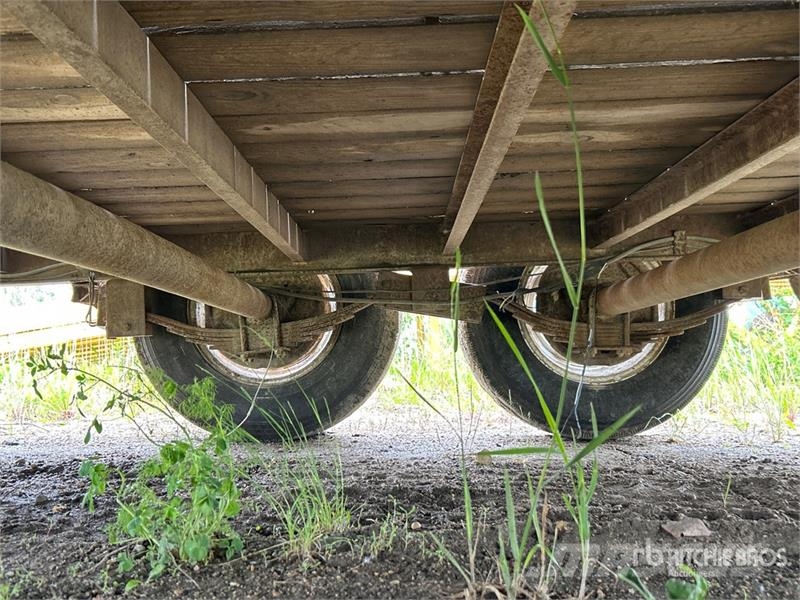 Load Trail 18 ft T/A Equipment Trailer Трейлери колесного транспортного засобу