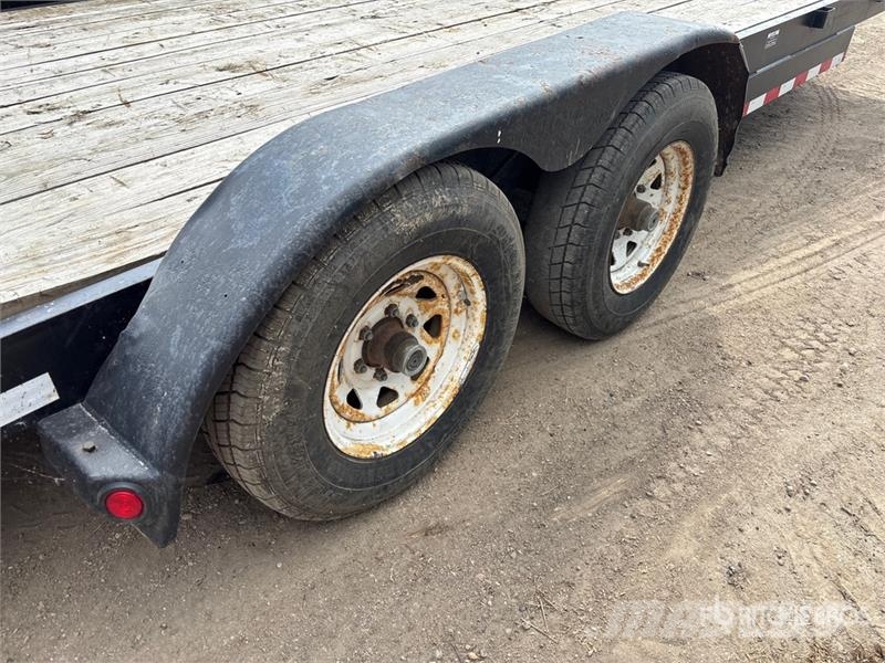 Load Trail 22 ft T/A Flatbed Trailer Vlakke laadvloer