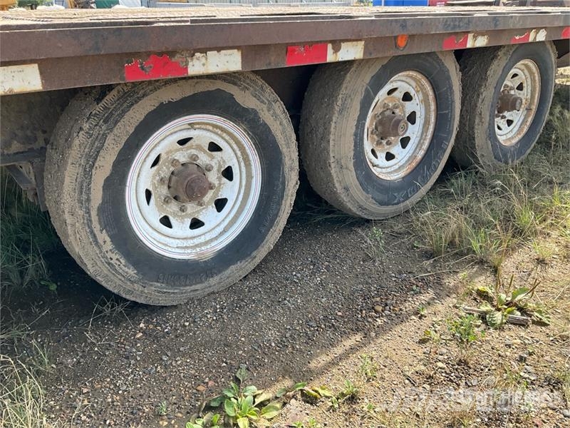 Load Trail 25 ft Tri/A Equipment Trailer Biltransporter henger