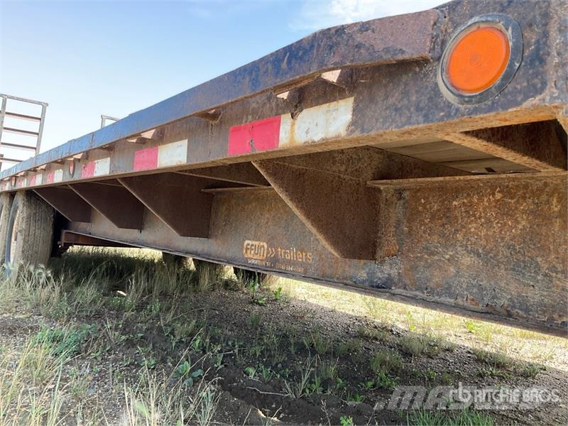Load Trail 25 ft Tri/A Equipment Trailer Biltransporter henger