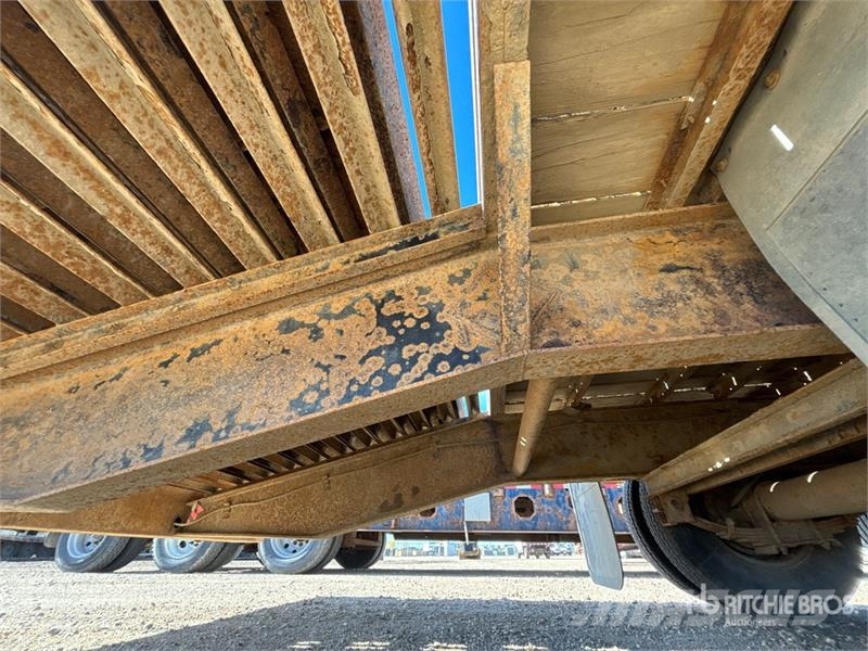 Load Trail 30 ft T/A Gooseneck Equipment Trailer Maschinetransporter