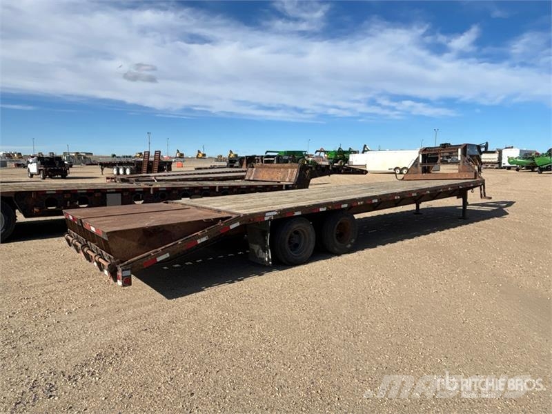 Load Trail 30 ft T/A Gooseneck Equipment Trailer Maschinetransporter